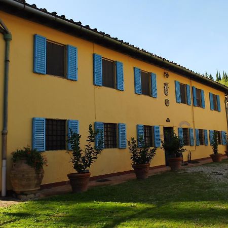 Bassetto Guesthouse & Apartments Чертальдо Екстер'єр фото